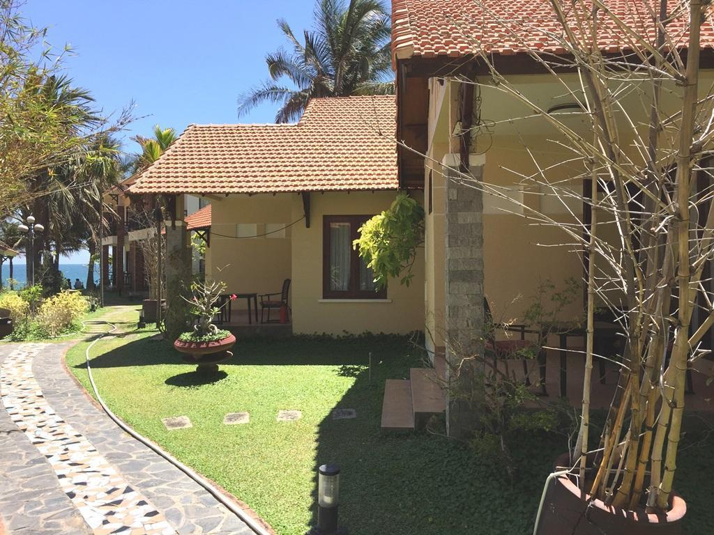 Ngoc Bich Bungalow Hotel Phan Thiet Exterior photo